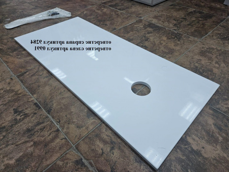 Столешница 110*50 см лдсп белая с кронштейном правая